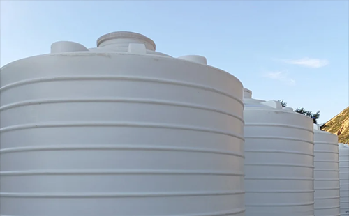 安定塑料大桶怎么选？PE/PP材质区别及选购指南