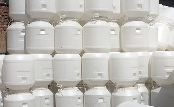 安定塑料桶耐化学腐蚀性能选择指南